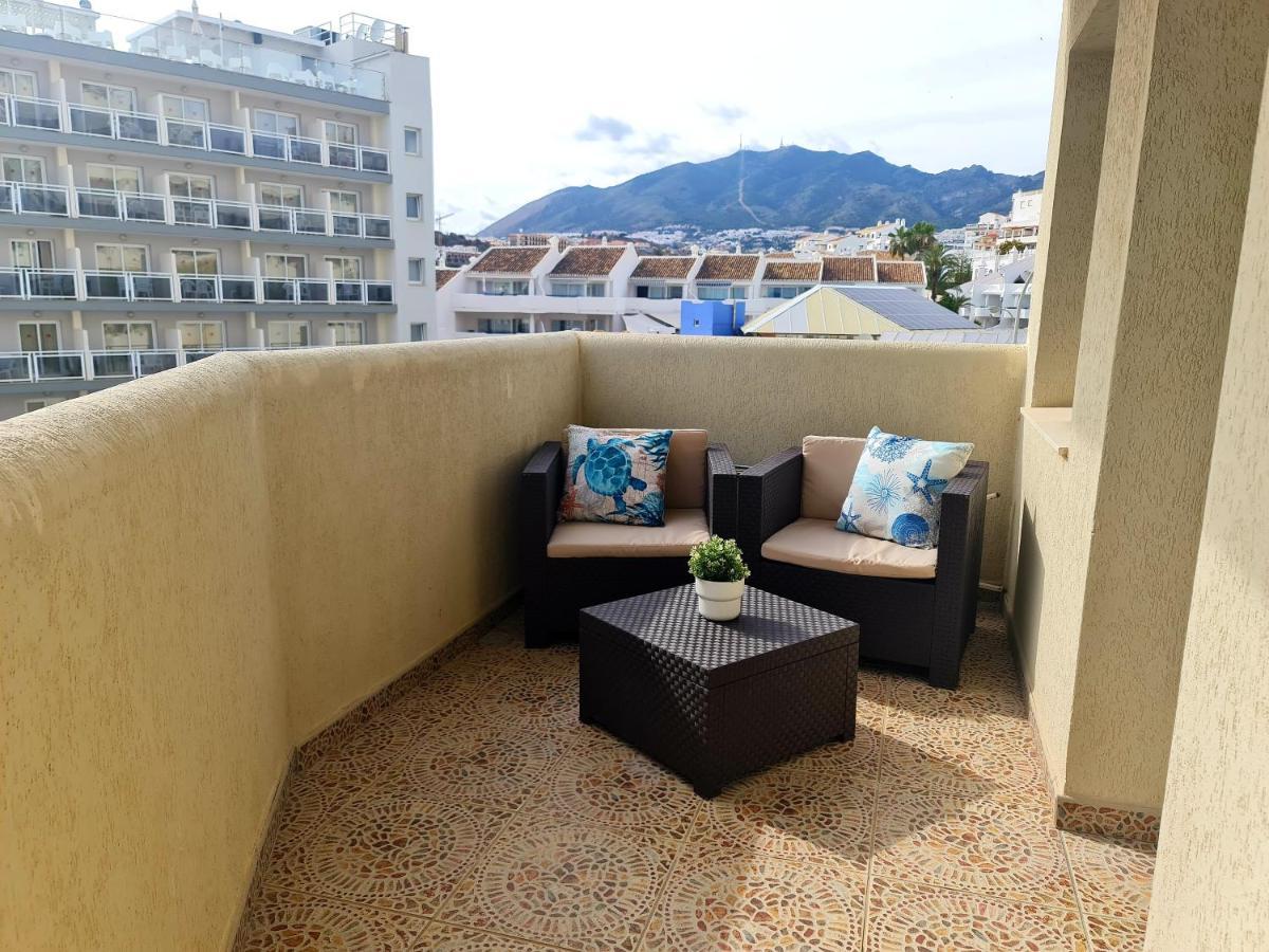 Precioso Apartamento Con Piscinas Y Vistas Al Mar. Benalmádena Kültér fotó