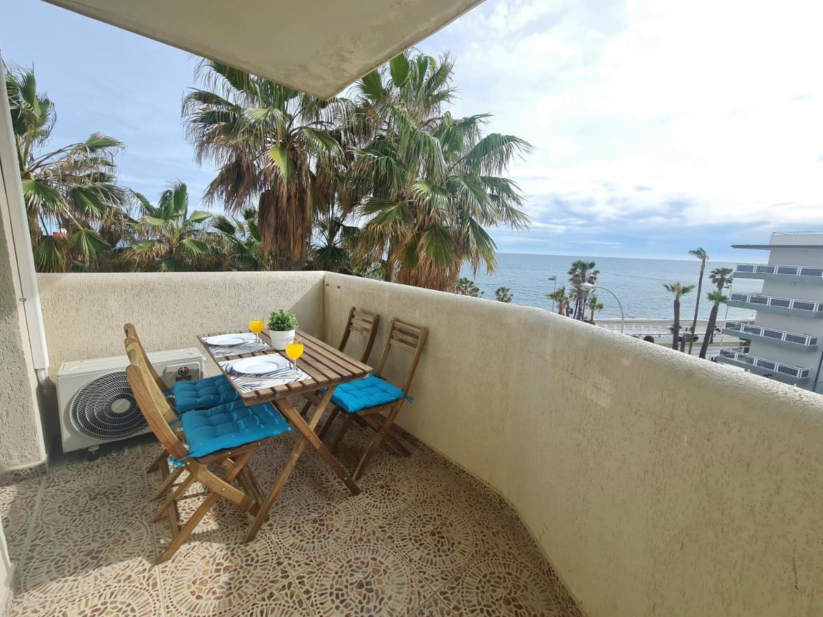 Precioso Apartamento Con Piscinas Y Vistas Al Mar. Benalmádena Kültér fotó