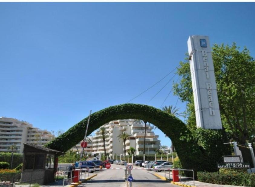 Precioso Apartamento Con Piscinas Y Vistas Al Mar. Benalmádena Kültér fotó