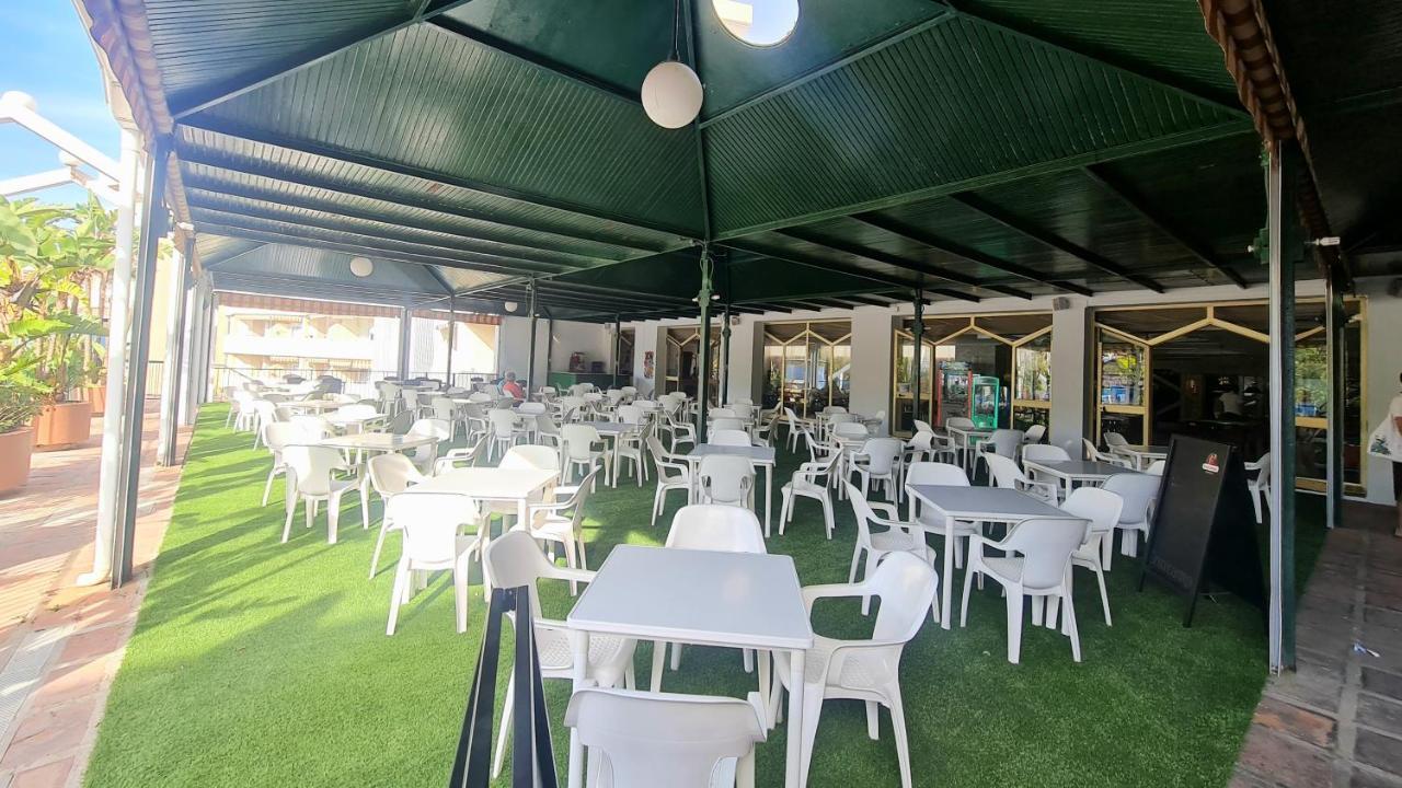 Precioso Apartamento Con Piscinas Y Vistas Al Mar. Benalmádena Kültér fotó